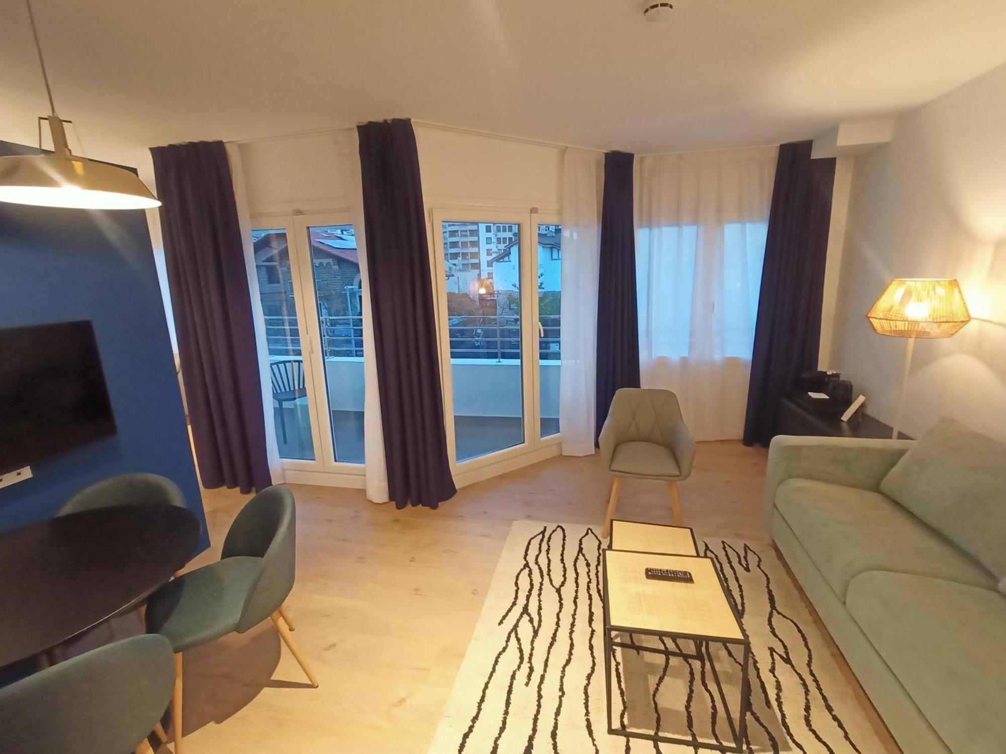Abba Apartments Playa De Gros ซานเซบาสเตียน ภายนอก รูปภาพ